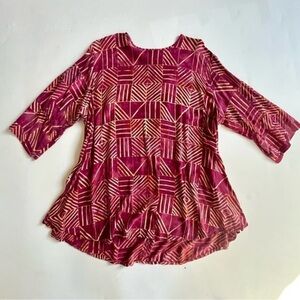 GO FISH ABSTRACT TUNIC TOP